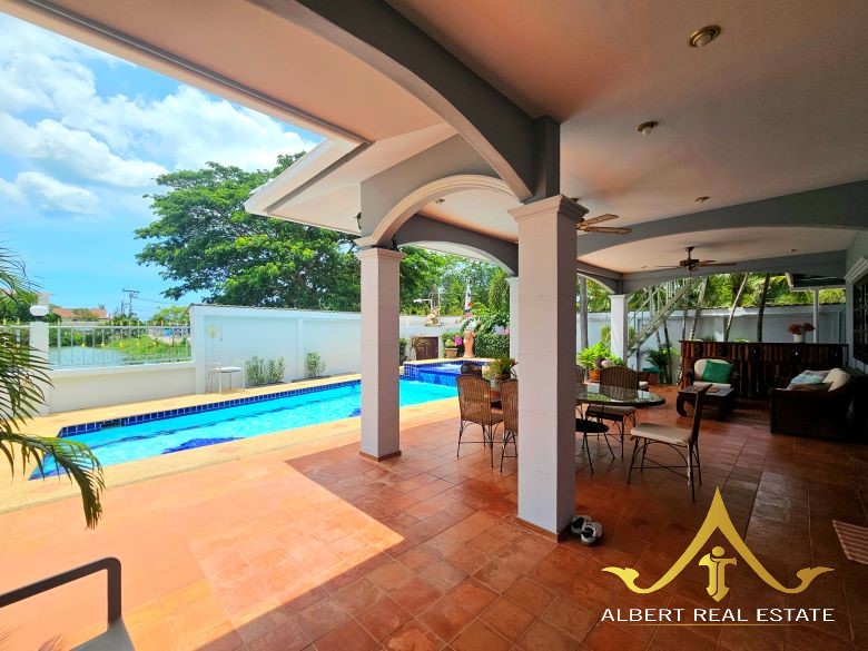 Siriya Garden Villas pool villa in Hua Hin – Photo 13