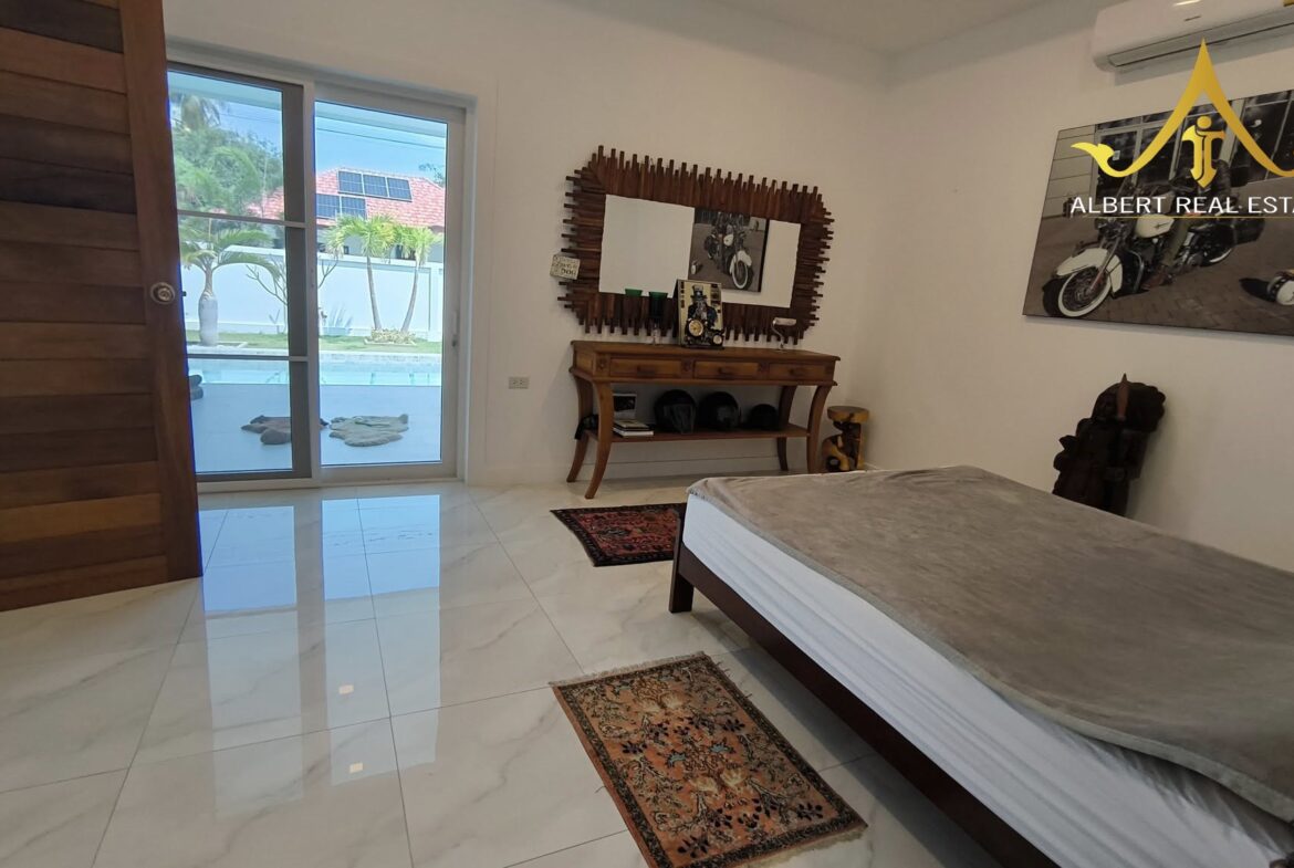 The Peaceful Village pool villa in Pranburi – Photo 7