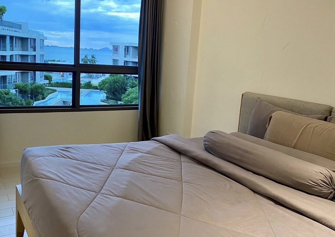 Veranda Residence furnished condo