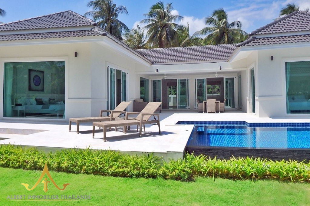 White Beach Villas private pool villa in Sam Roi Yot