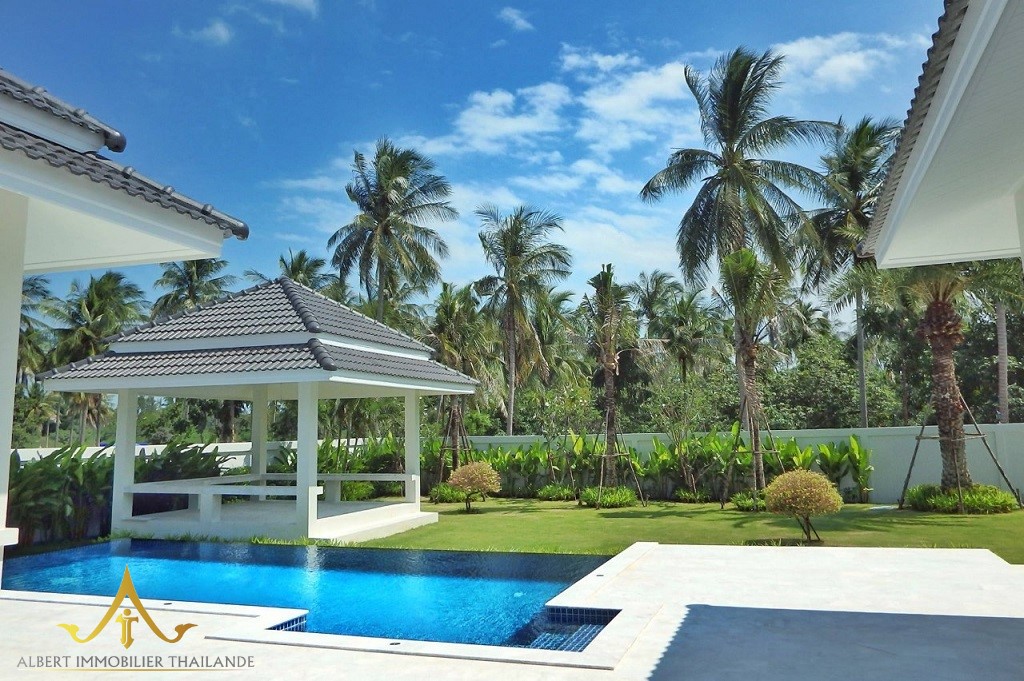 White Beach Villas pool villa