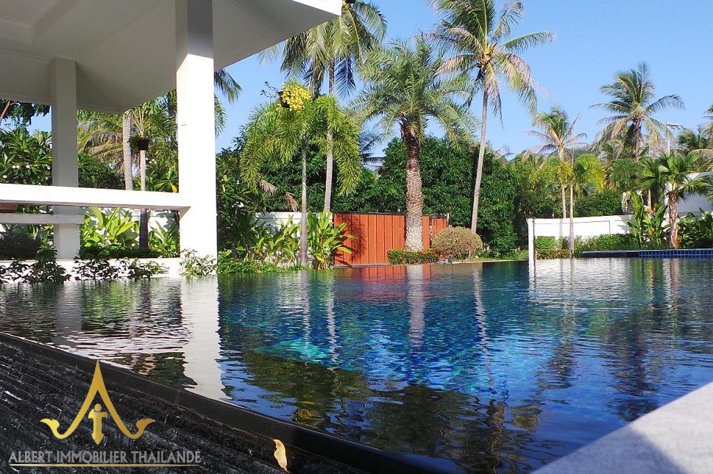 White Beach Villas home