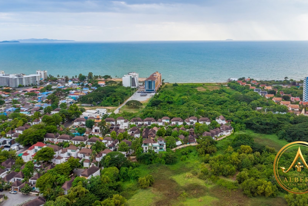 Prai Talay Villa 6-bedroom luxury pool villa in Na Jomtien, Pattaya – photo 4