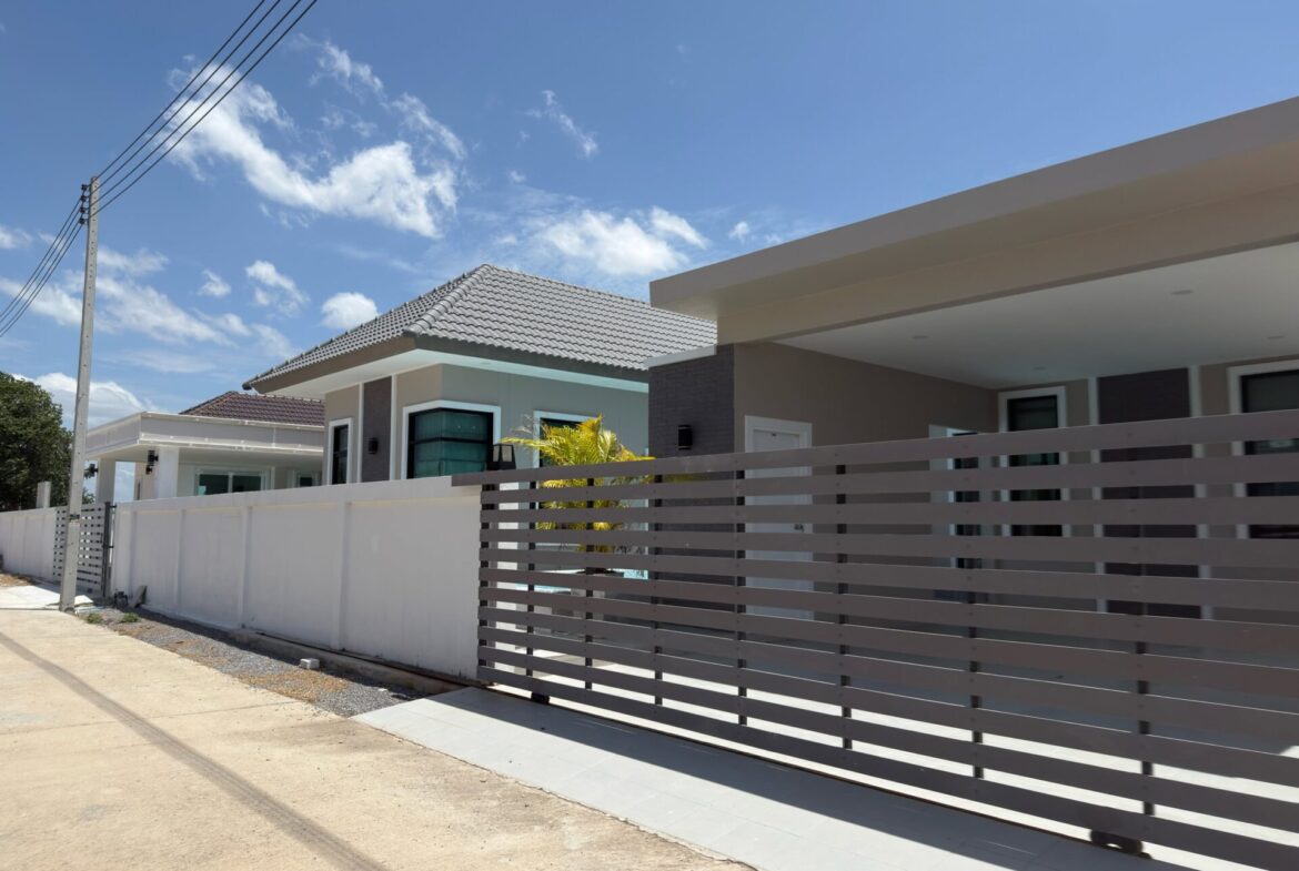 Tarina modern private pool villa in Hua Hin Soi 70